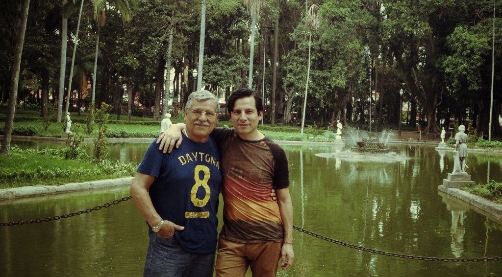 (El autor y su padre en el Parque da Luz - Sao Paulo, 2015)